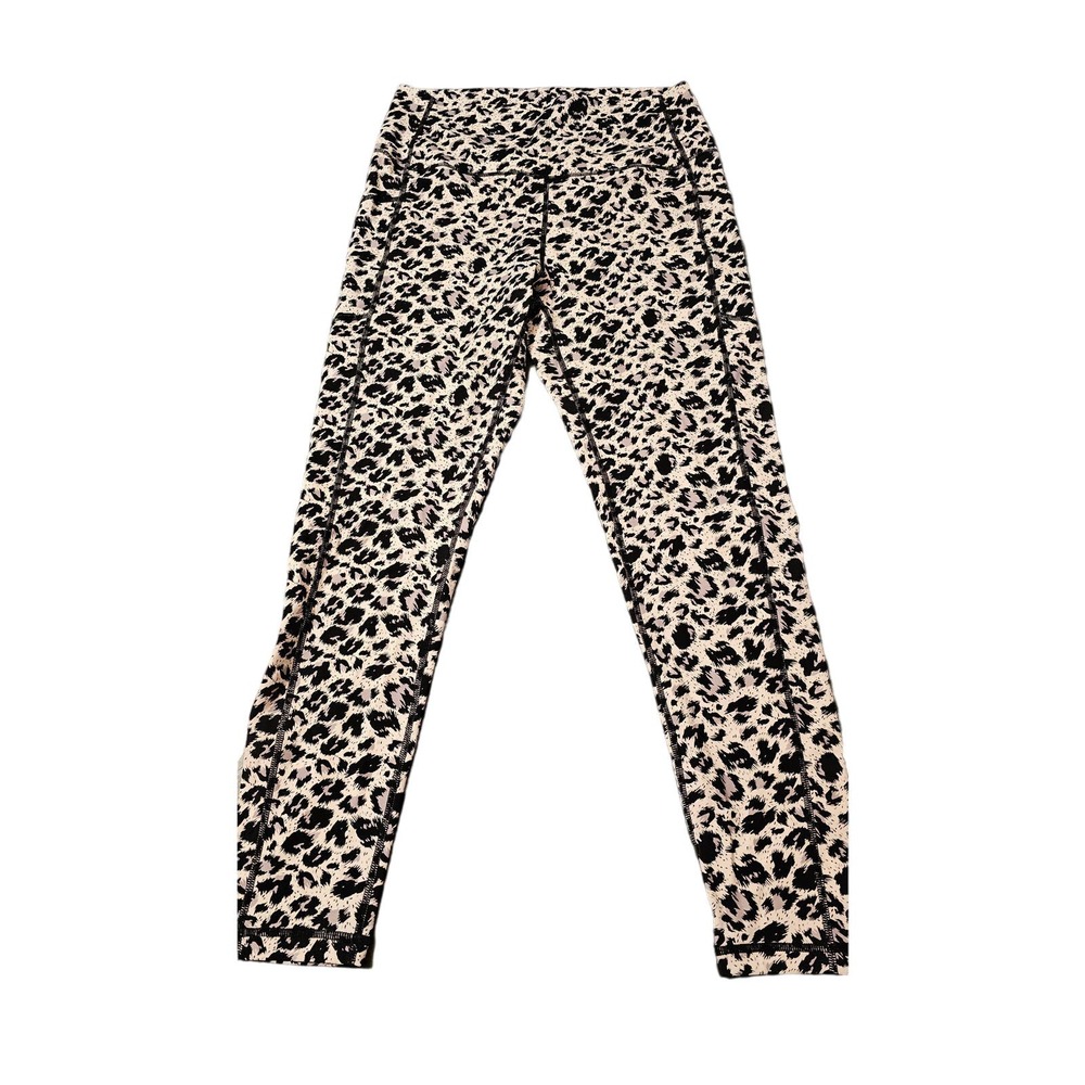 Zyia Snow Leopard Brilliant 7/8 pocket‎ leggings size 8-10 (TTS)